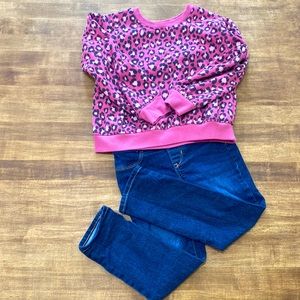 Girls 5T cute fall/winter outfit sweatshirt and jeans